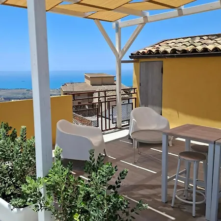 Appartement La Perla Di B & J *